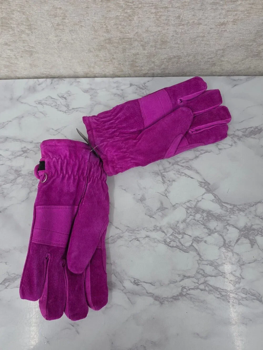 Wilsons Leather Fuchsia Pink Suede Winter Gloves Faux Sherpa Lining